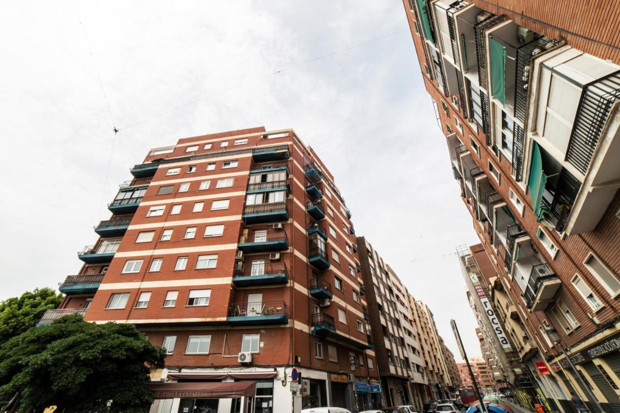 Awesome Apartment Center Valencia Exterior photo